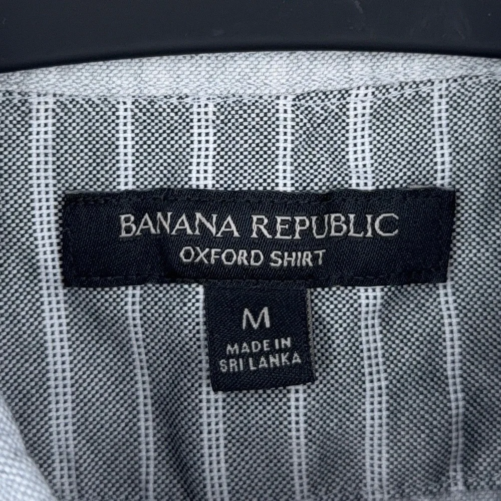 Banana Republic Oxford Shirt Mens Medium 100% Cotton Blue Short Sleeve